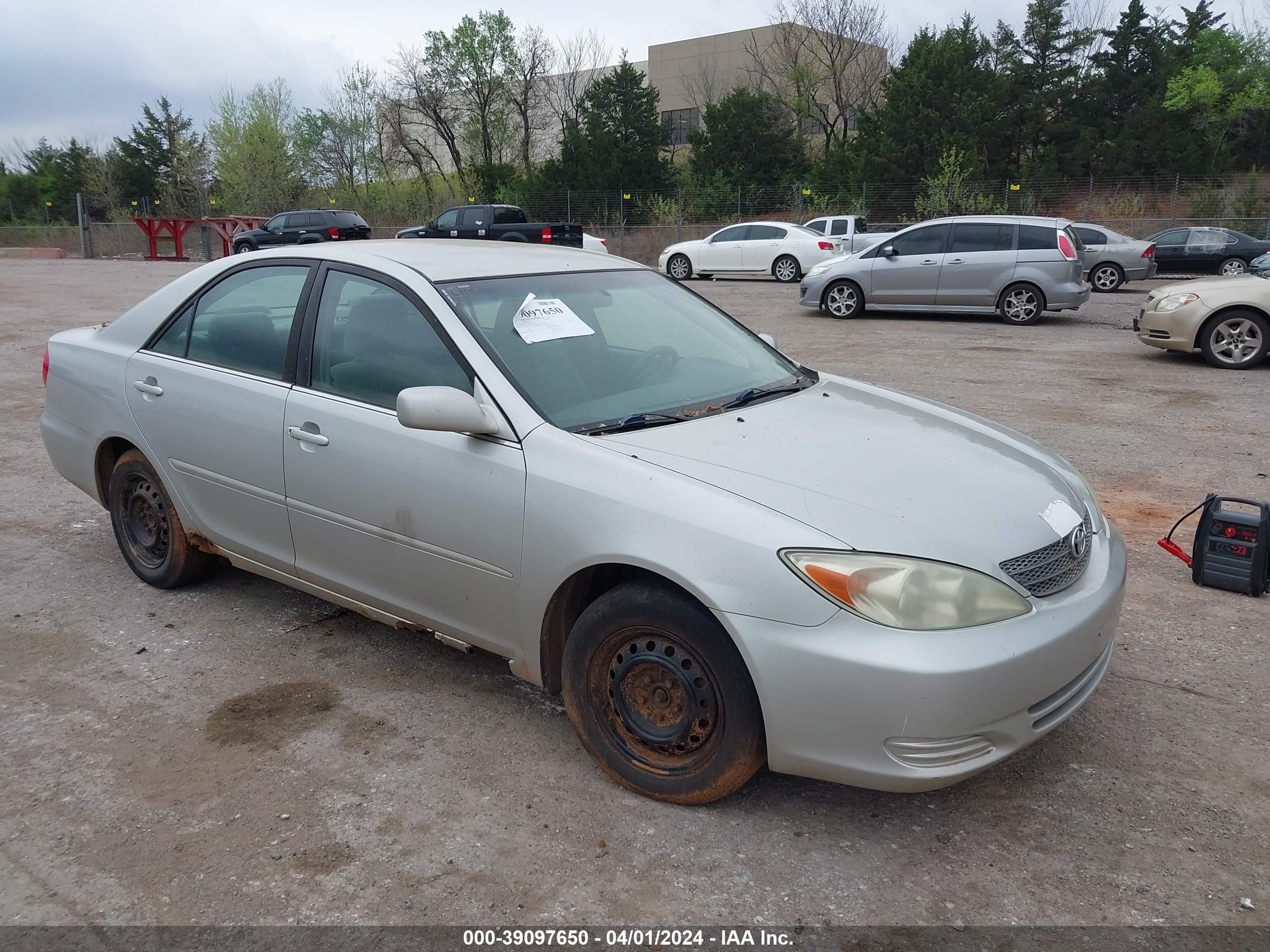 toyota camry 2002 4t1be32k52u008581