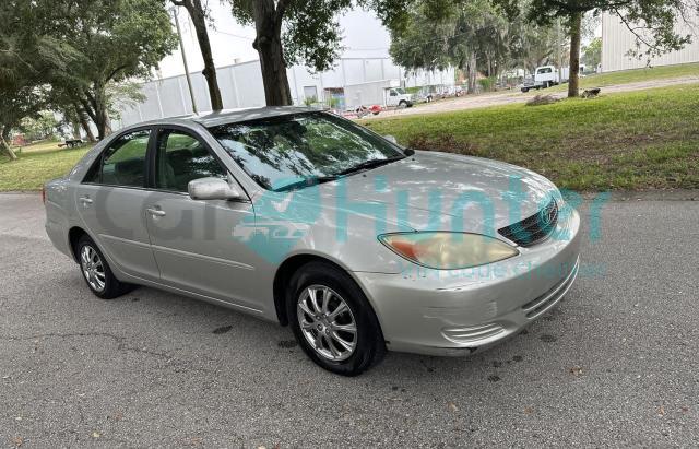 toyota camry le 2004 4t1be32k54u304476