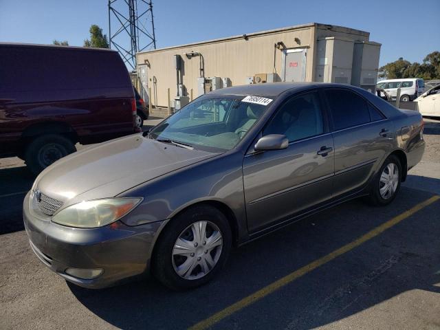 toyota camry le 2004 4t1be32k54u812964