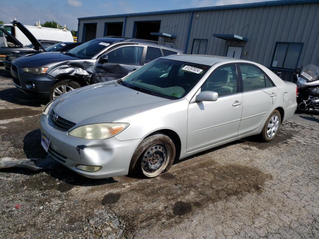 toyota camry le 2004 4t1be32k54u846564