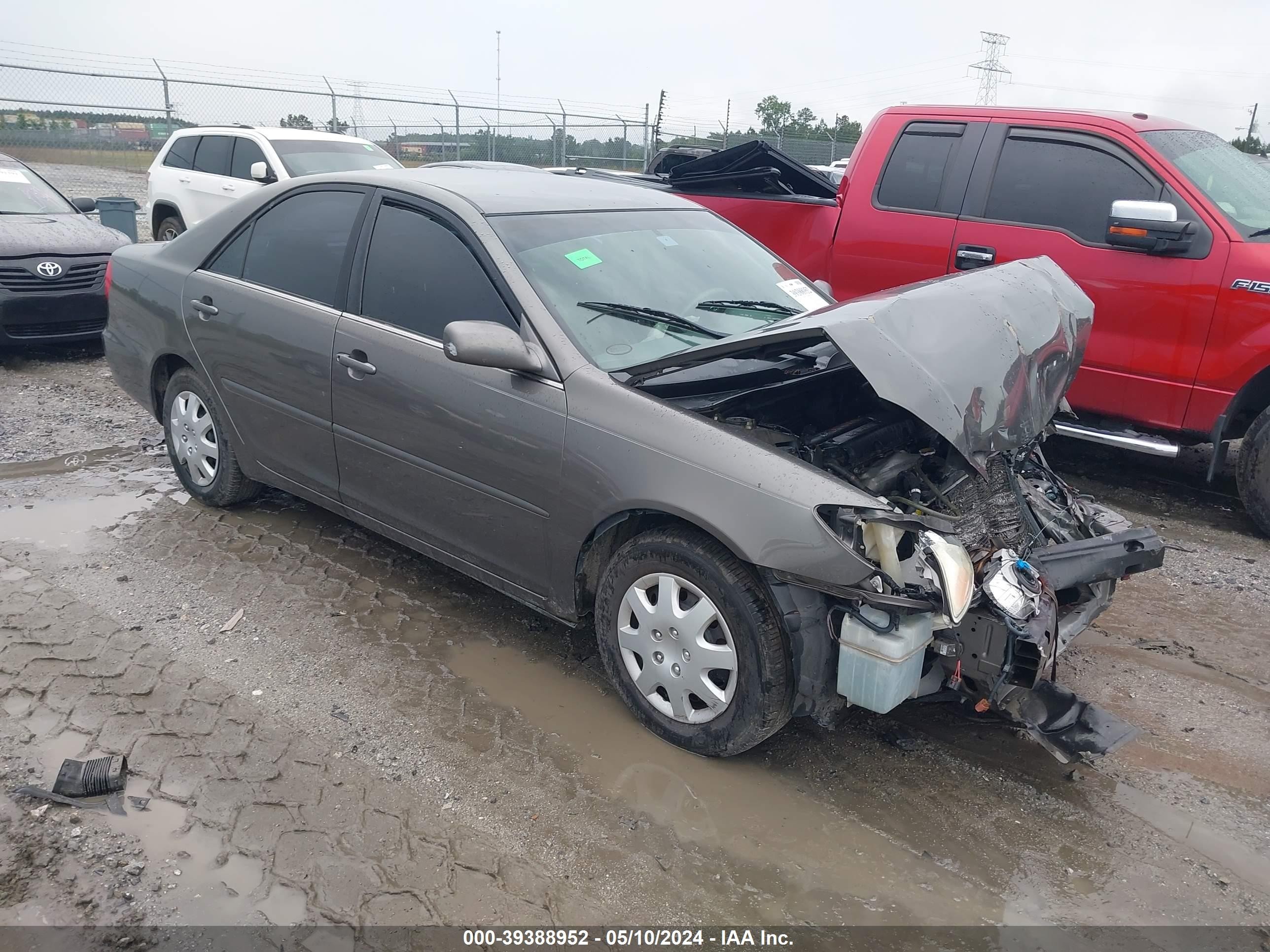 toyota camry 2004 4t1be32k54u886689