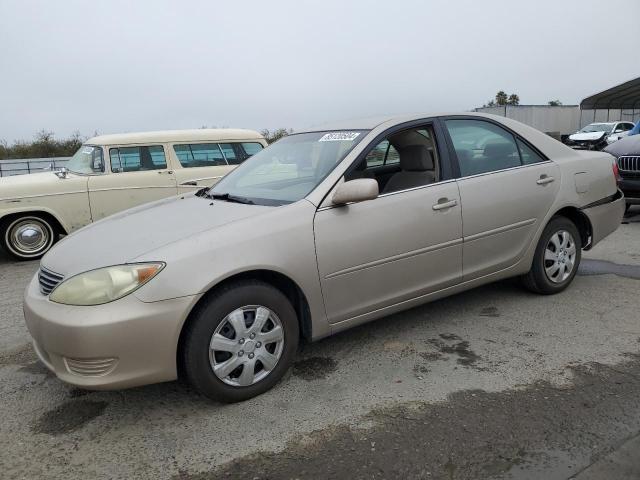 toyota camry le 2005 4t1be32k55u390924