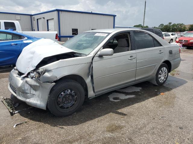 toyota camry le 2005 4t1be32k55u570839