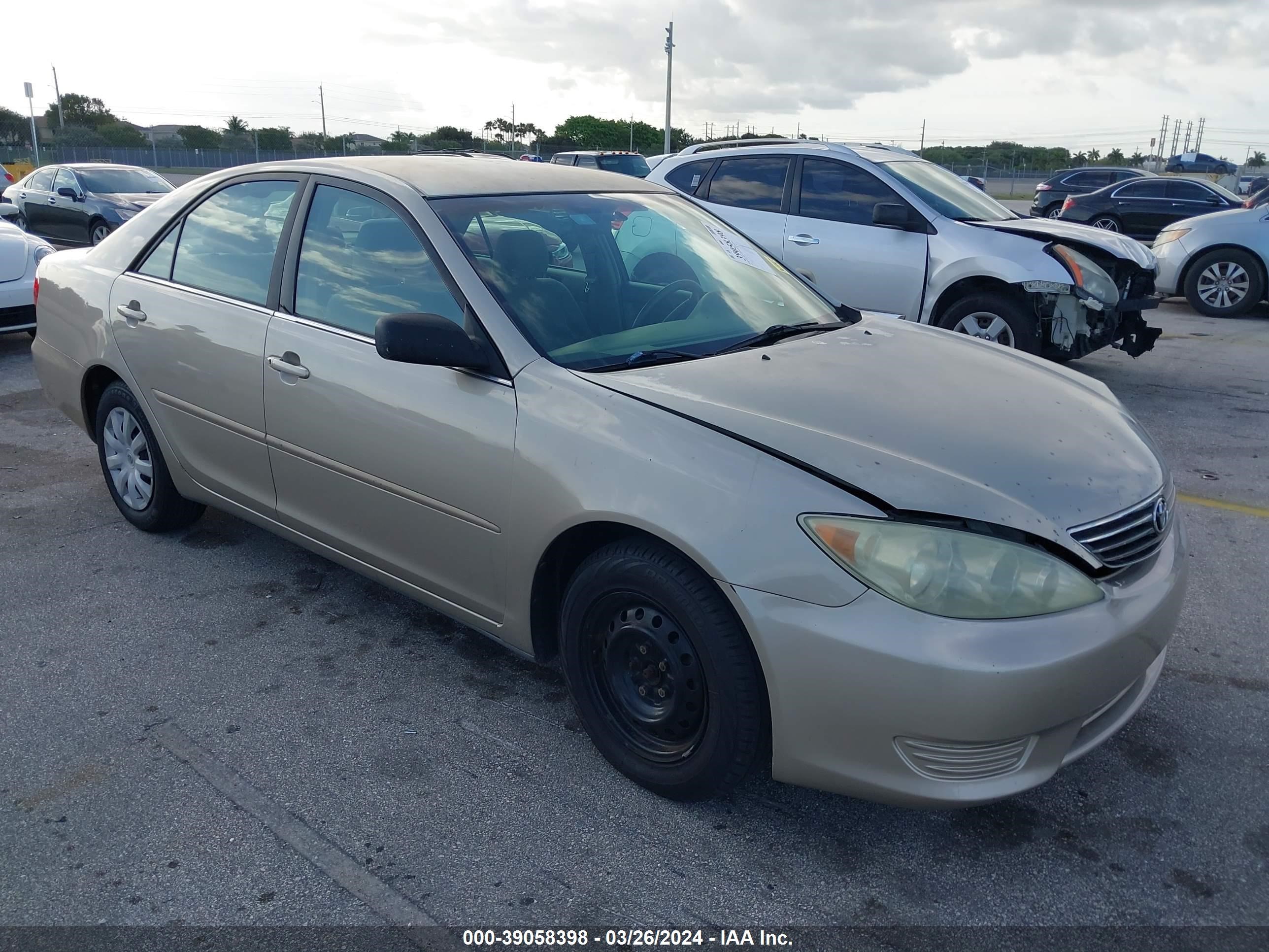 toyota camry 2005 4t1be32k55u572039