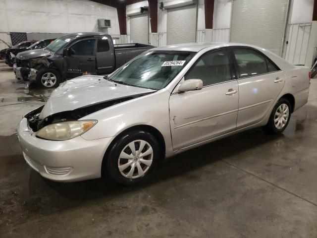 toyota camry le 2005 4t1be32k65u101968