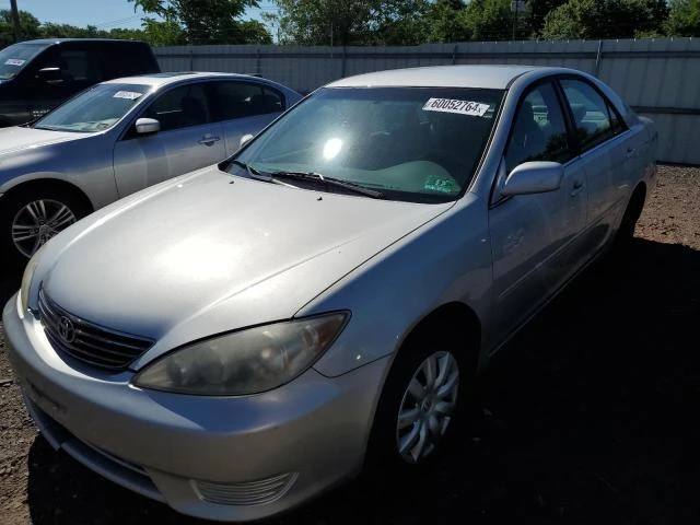 toyota camry le 2005 4t1be32k65u500914