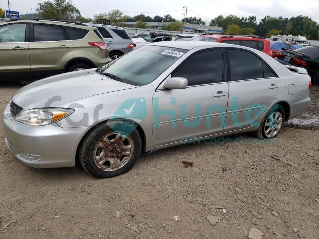 toyota camry le 2005 4t1be32k65u517518
