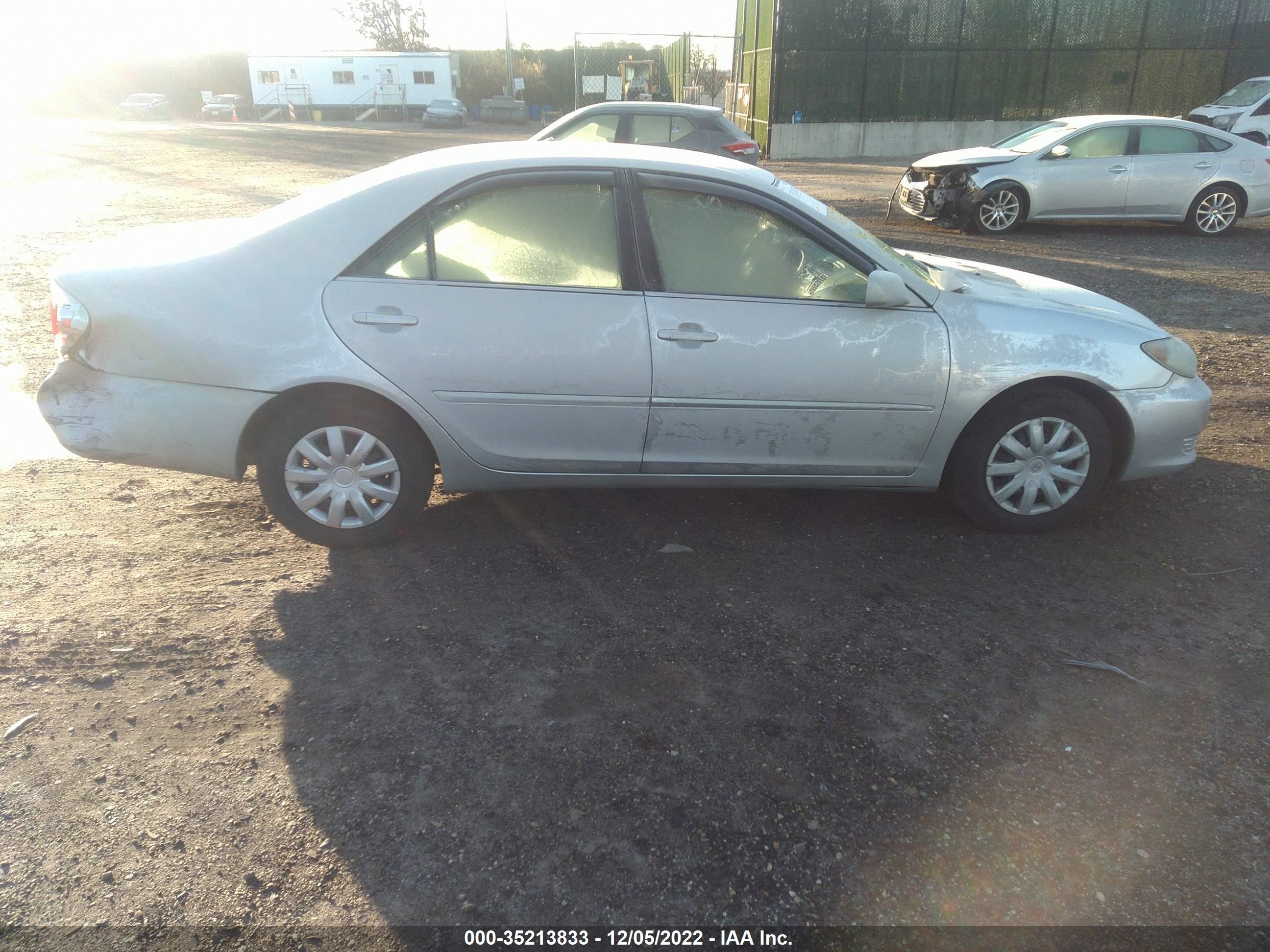 toyota camry 2005 4t1be32k65u518149