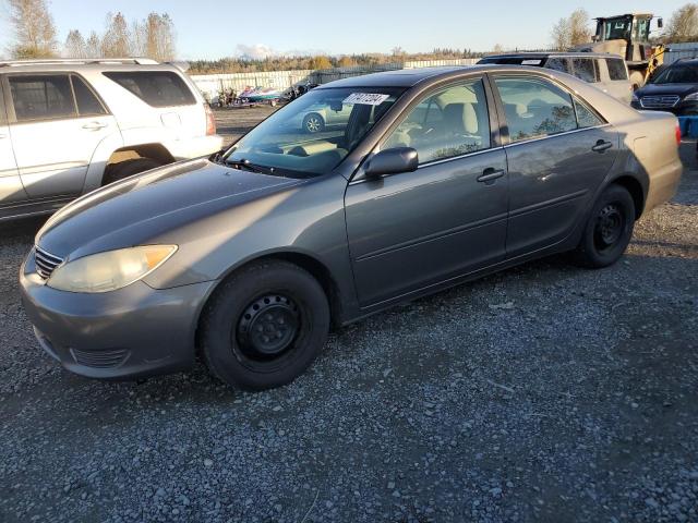 toyota camry le 2005 4t1be32k65u559736