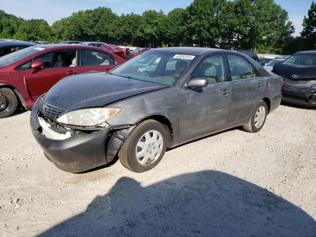 toyota camry le 2005 4t1be32k65u598861