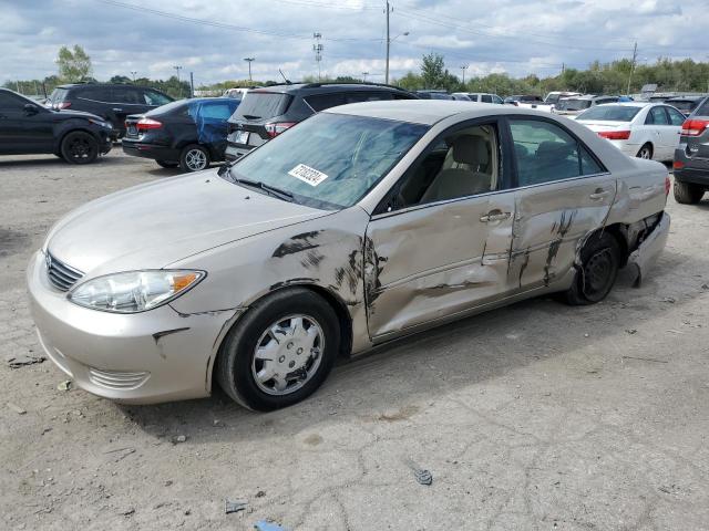 toyota camry le 2005 4t1be32k65u599573