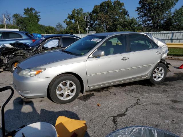 toyota camry le 2002 4t1be32k72u005813