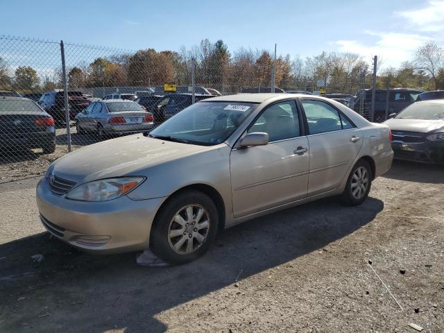 toyota camry le 2002 4t1be32k72u025639