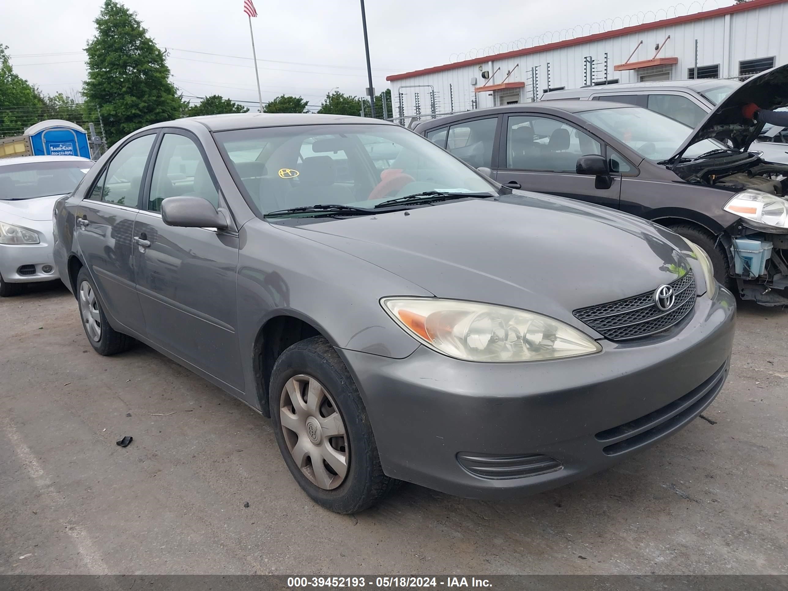 toyota camry 2004 4t1be32k74u899587