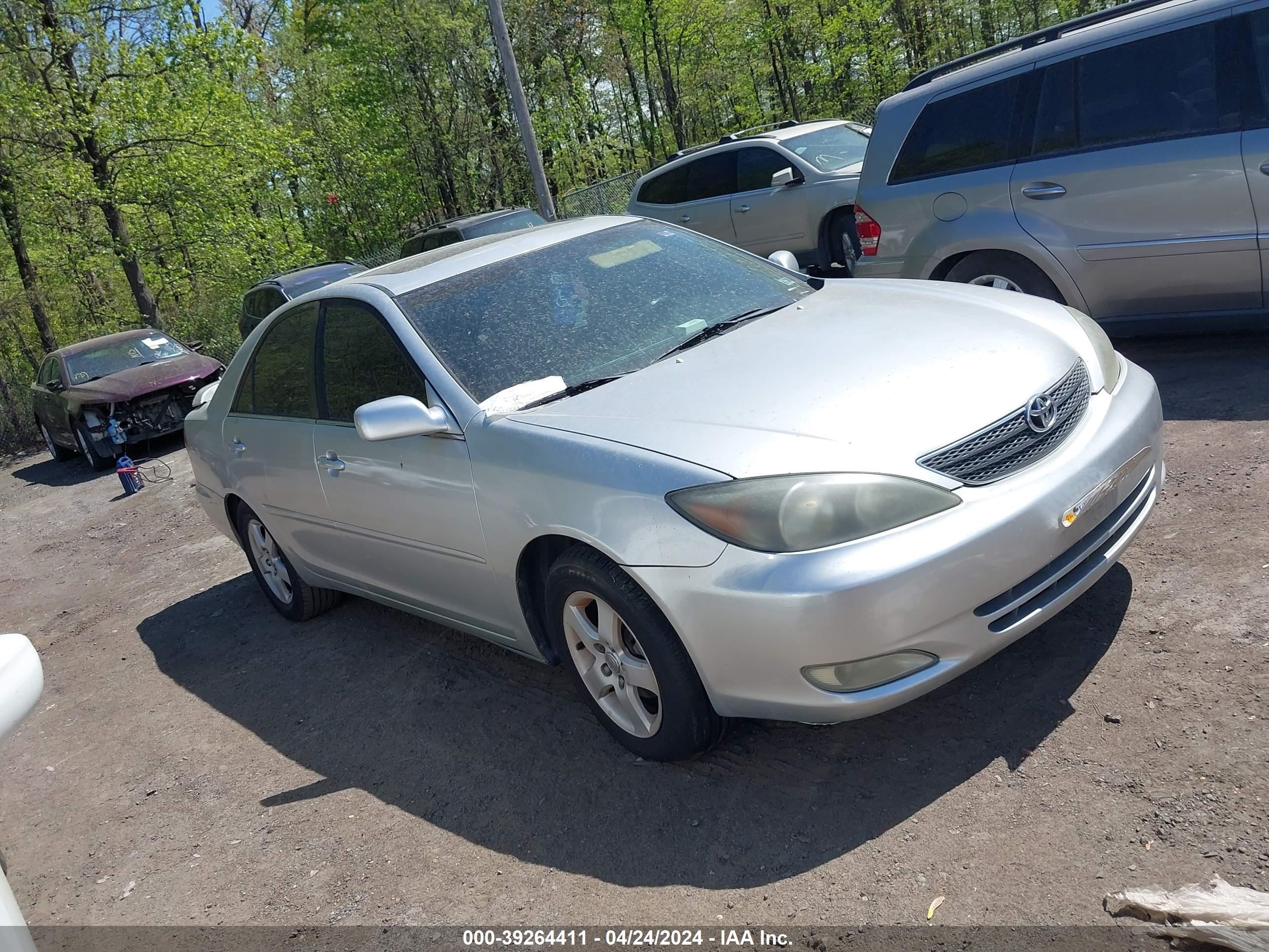 toyota camry 2004 4t1be32k74u929042