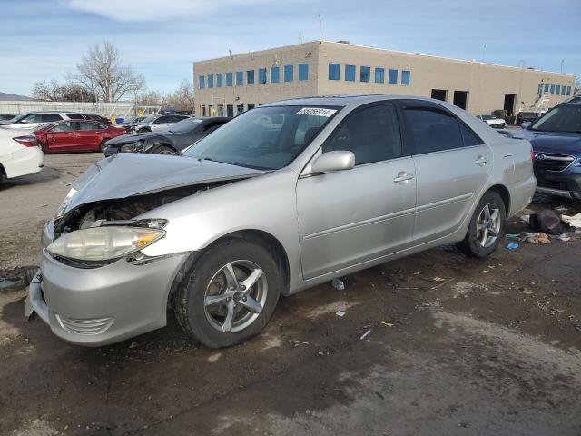 toyota camry le 2005 4t1be32k75u003046