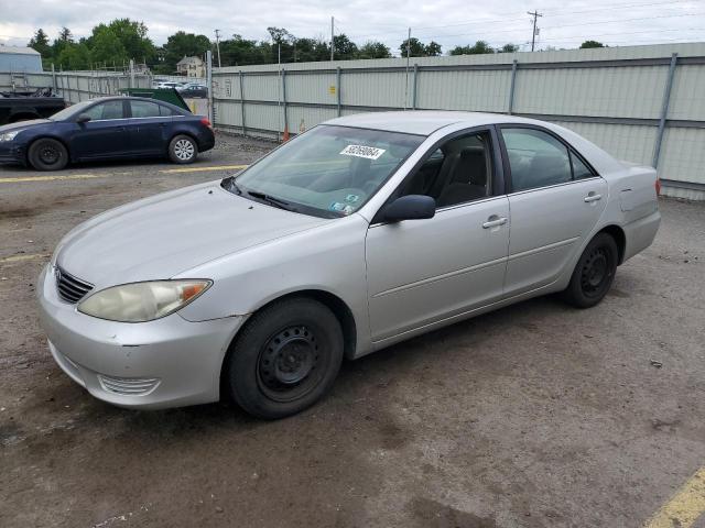 toyota camry 2005 4t1be32k75u089541