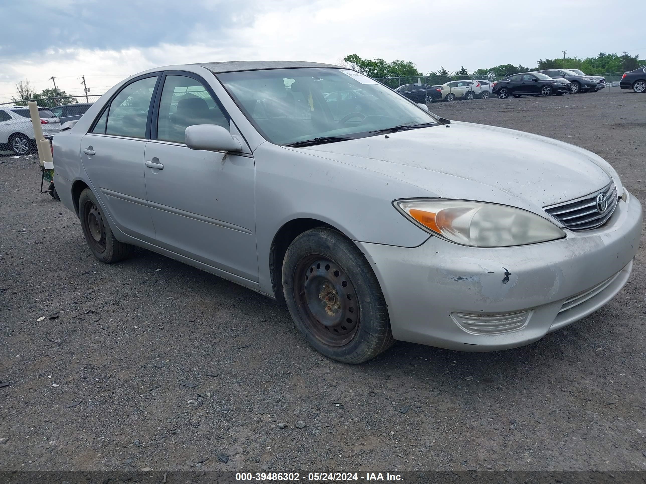 toyota camry 2005 4t1be32k75u506544