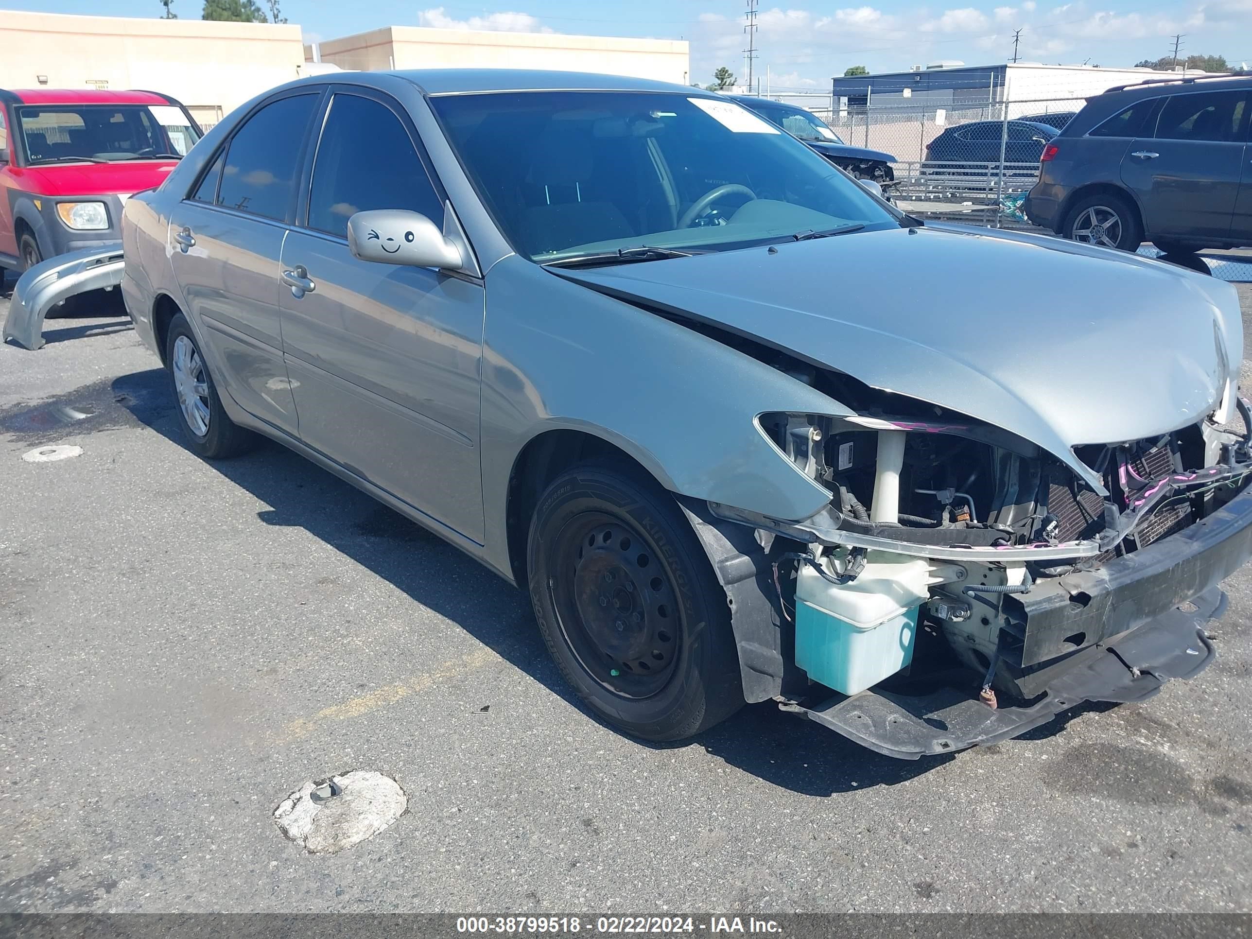 toyota camry 2005 4t1be32k75u526826