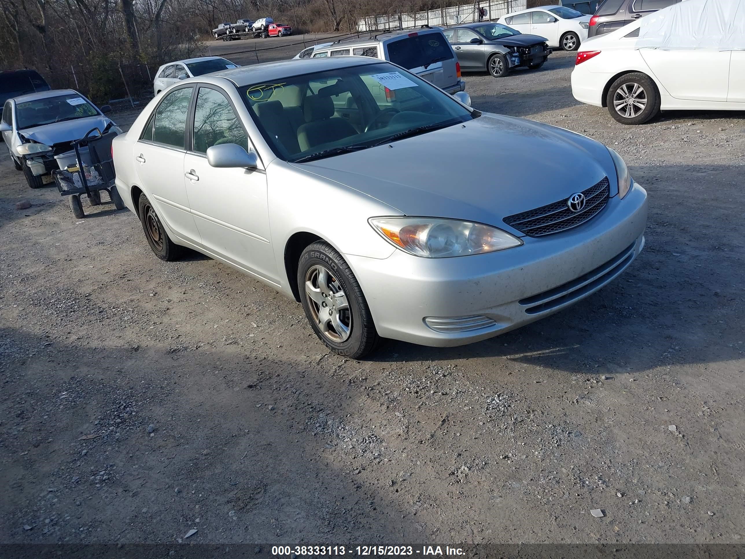 toyota camry 2003 4t1be32k83u125556