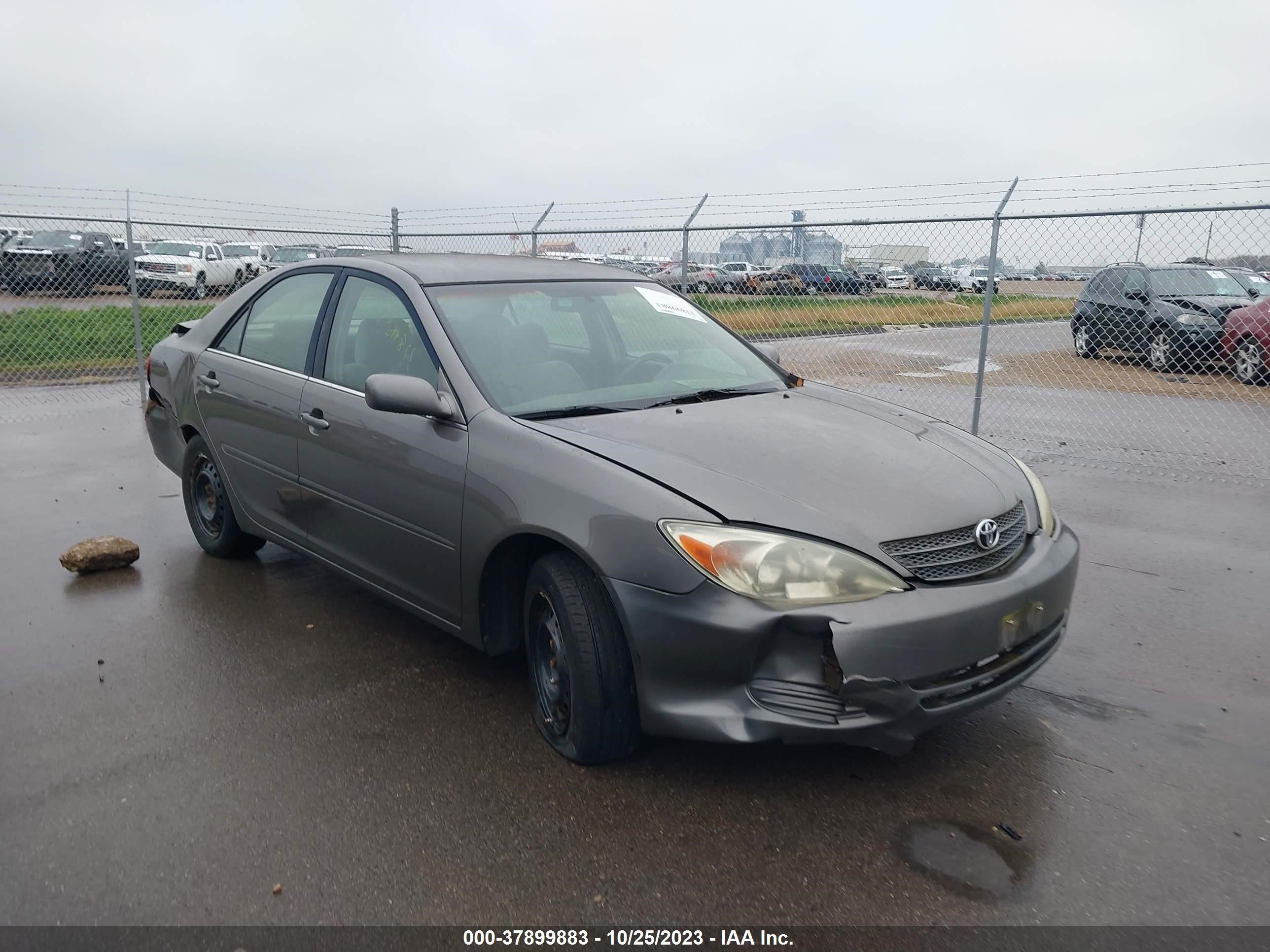 toyota camry 2004 4t1be32k84u801621