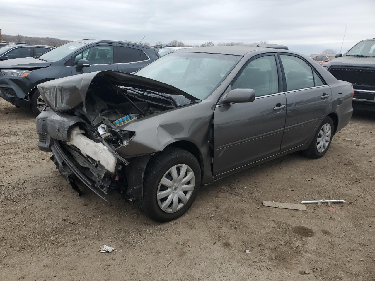 toyota camry 2005 4t1be32k85u513096