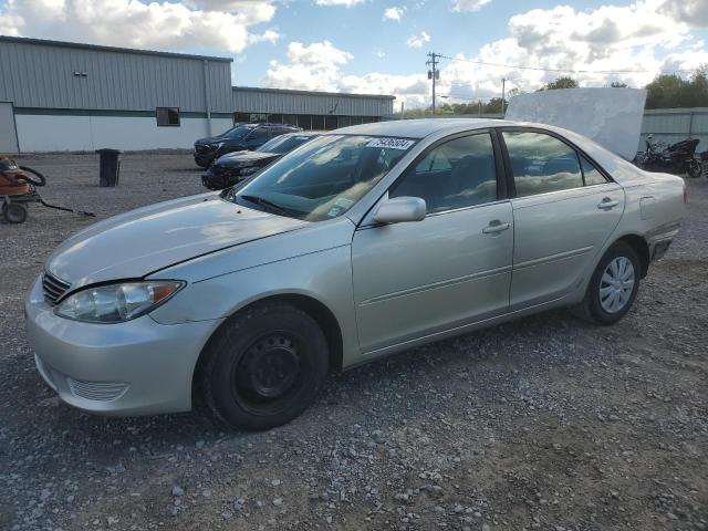 toyota camry le 2005 4t1be32k85u627499