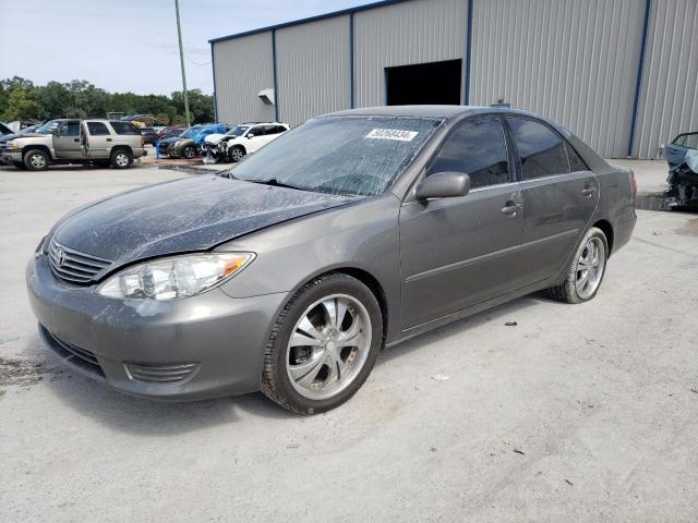 toyota camry 2005 4t1be32k85u979109