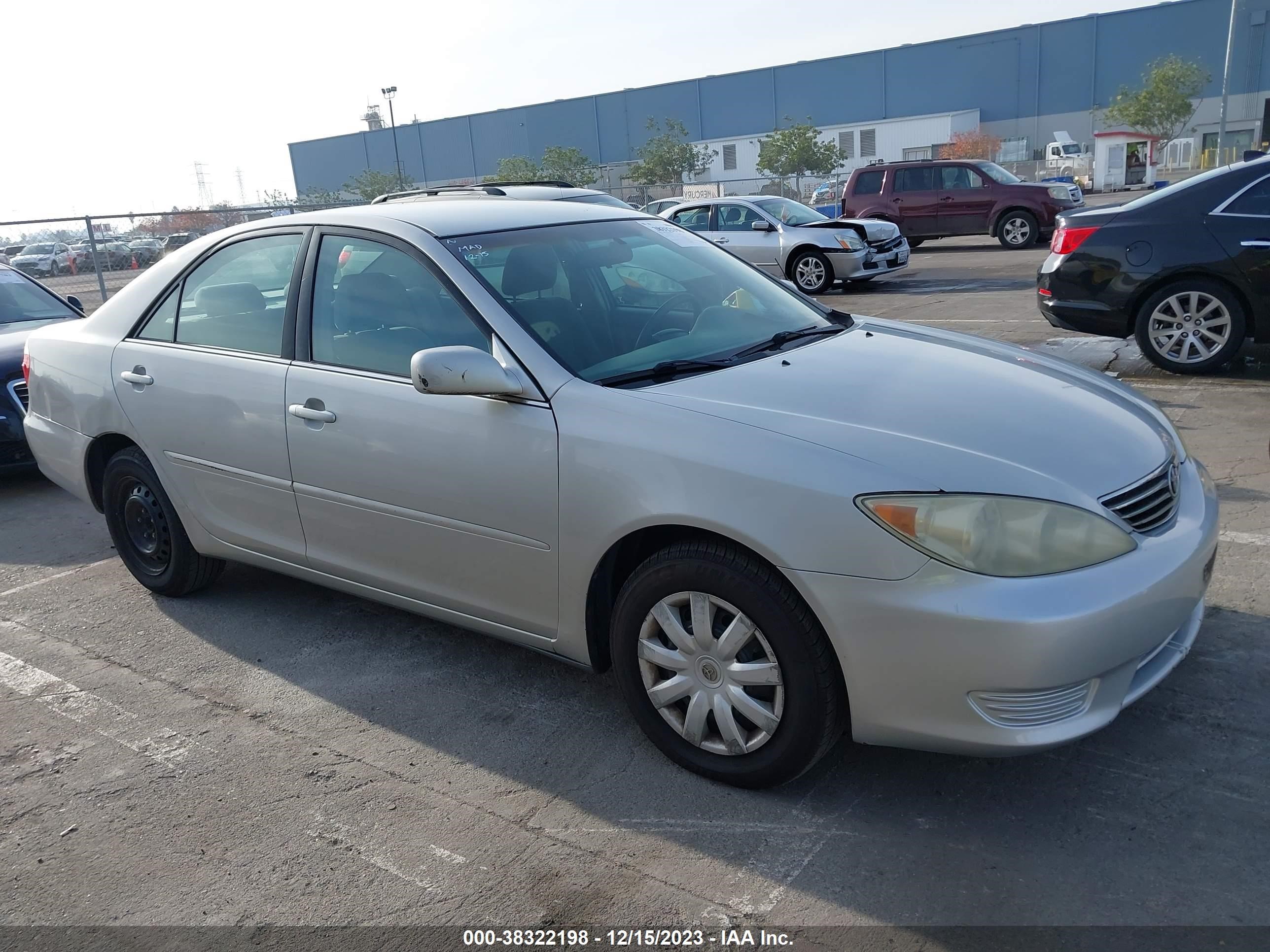 toyota camry 2006 4t1be32k86u701957