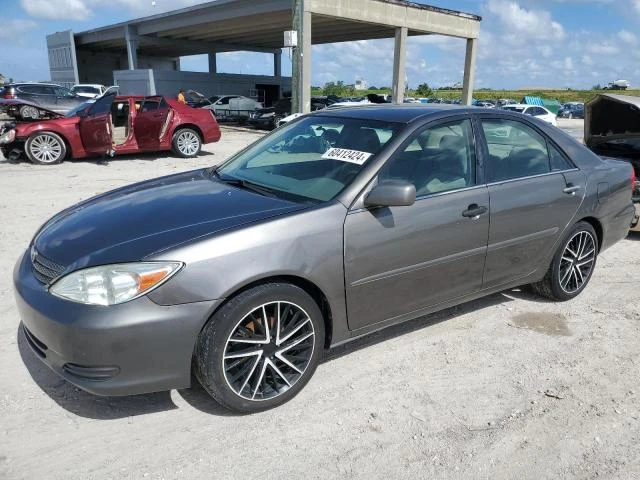 toyota camry le 2003 4t1be32k93u656331