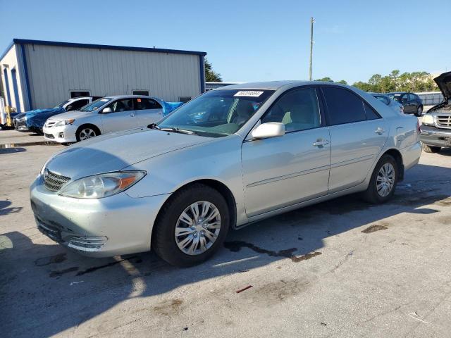 toyota camry le 2004 4t1be32k94u365121