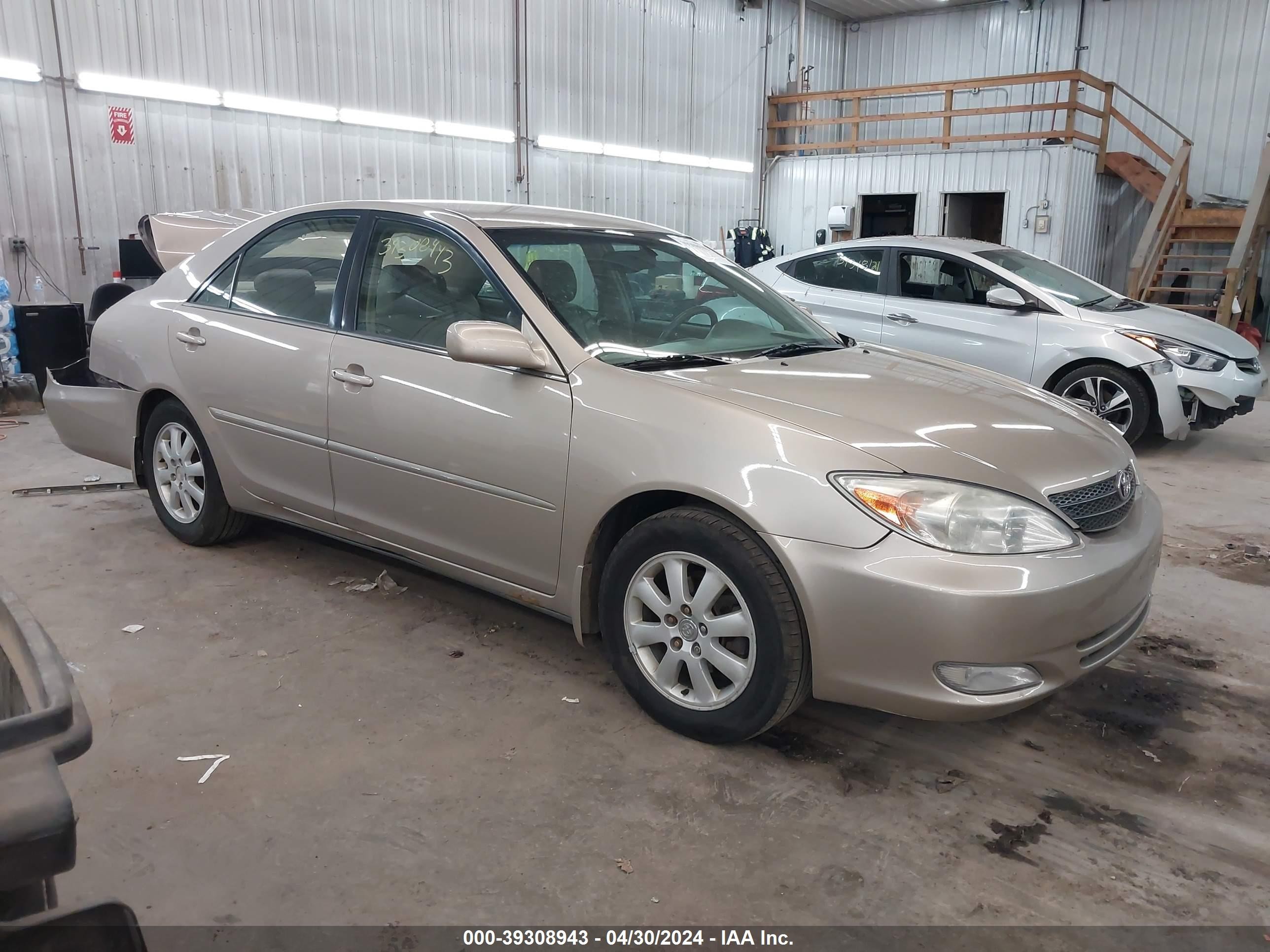 toyota camry 2004 4t1be32k94u834689