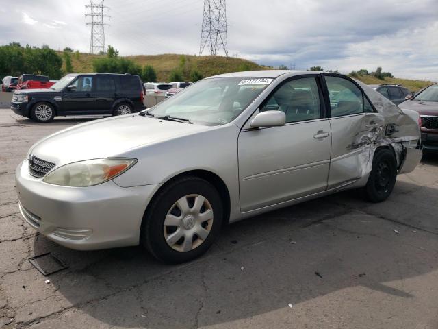 toyota camry 2004 4t1be32k94u902957