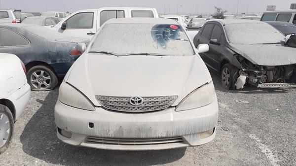 toyota camry 2004 4t1be32k94u927051