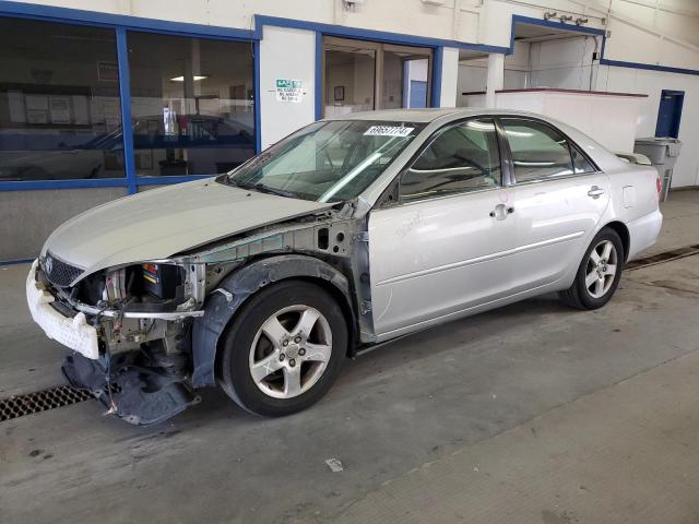 toyota camry le 2005 4t1be32k95u061966