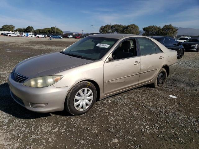 toyota camry le 2005 4t1be32k95u500373