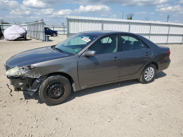 toyota camry le 2005 4t1be32k95u555129