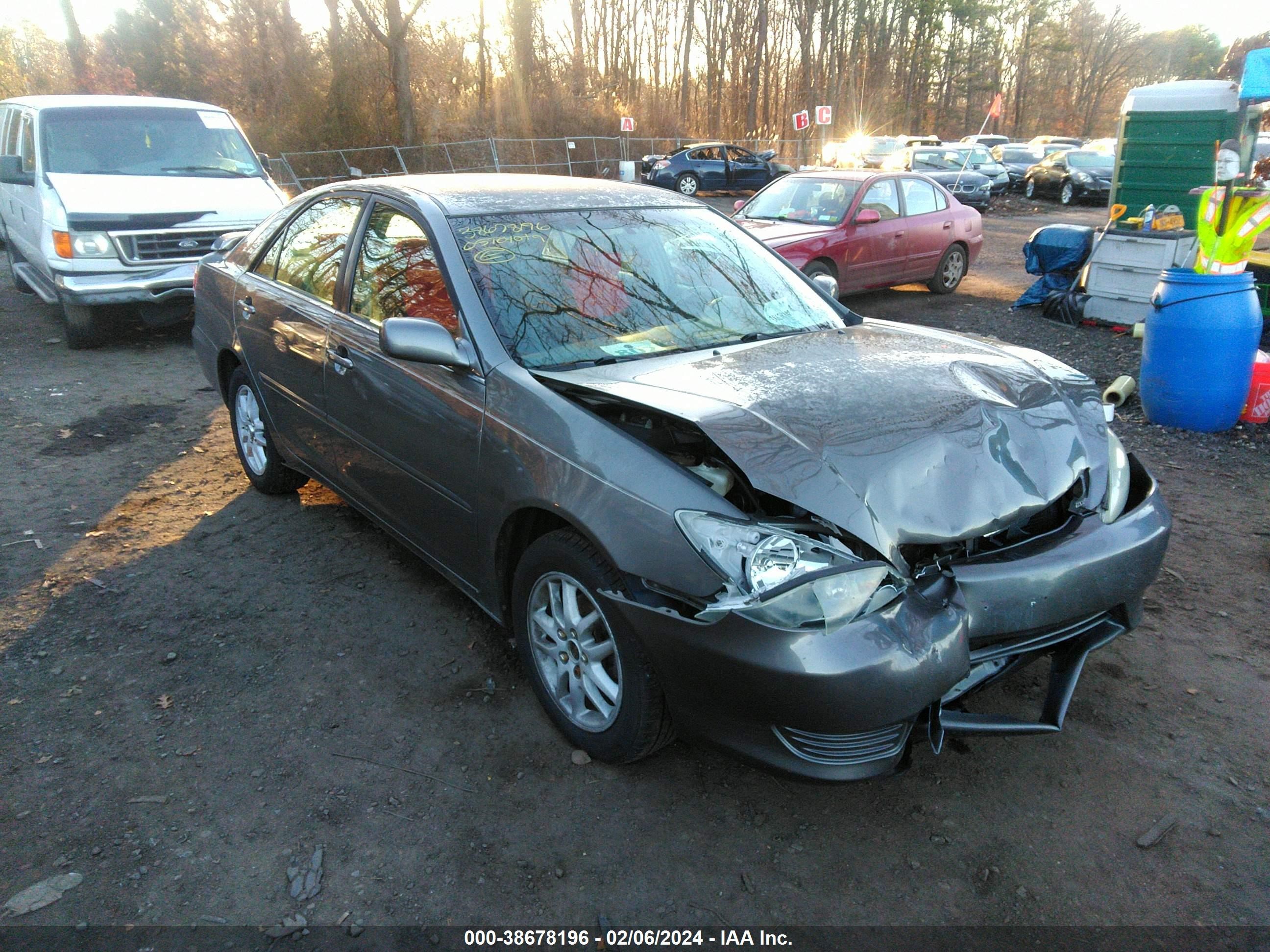 toyota camry 2005 4t1be32k95u569094