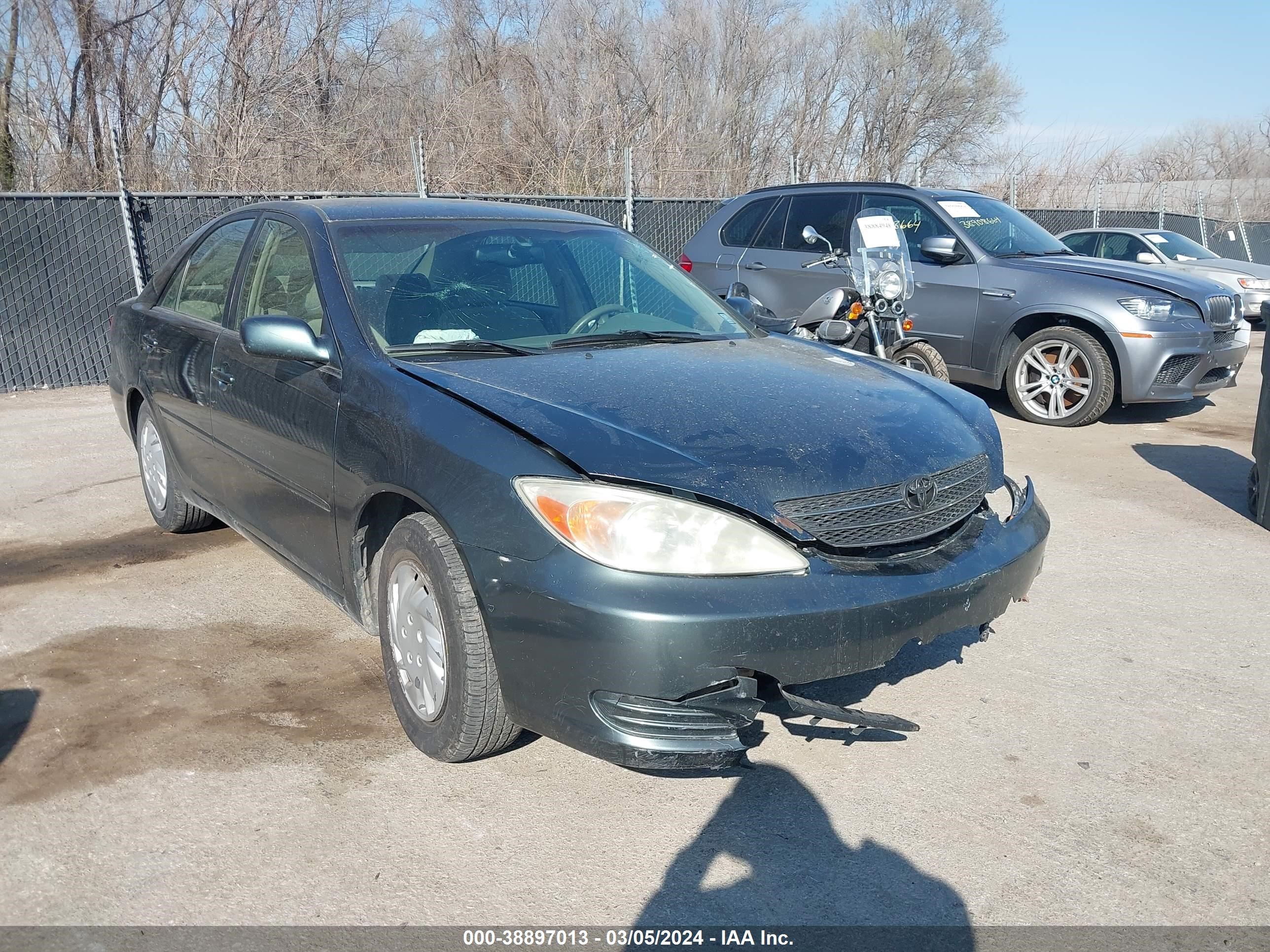 toyota camry 2002 4t1be32kx2u530686