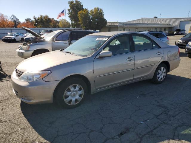 toyota camry le 2003 4t1be32kx3u166660