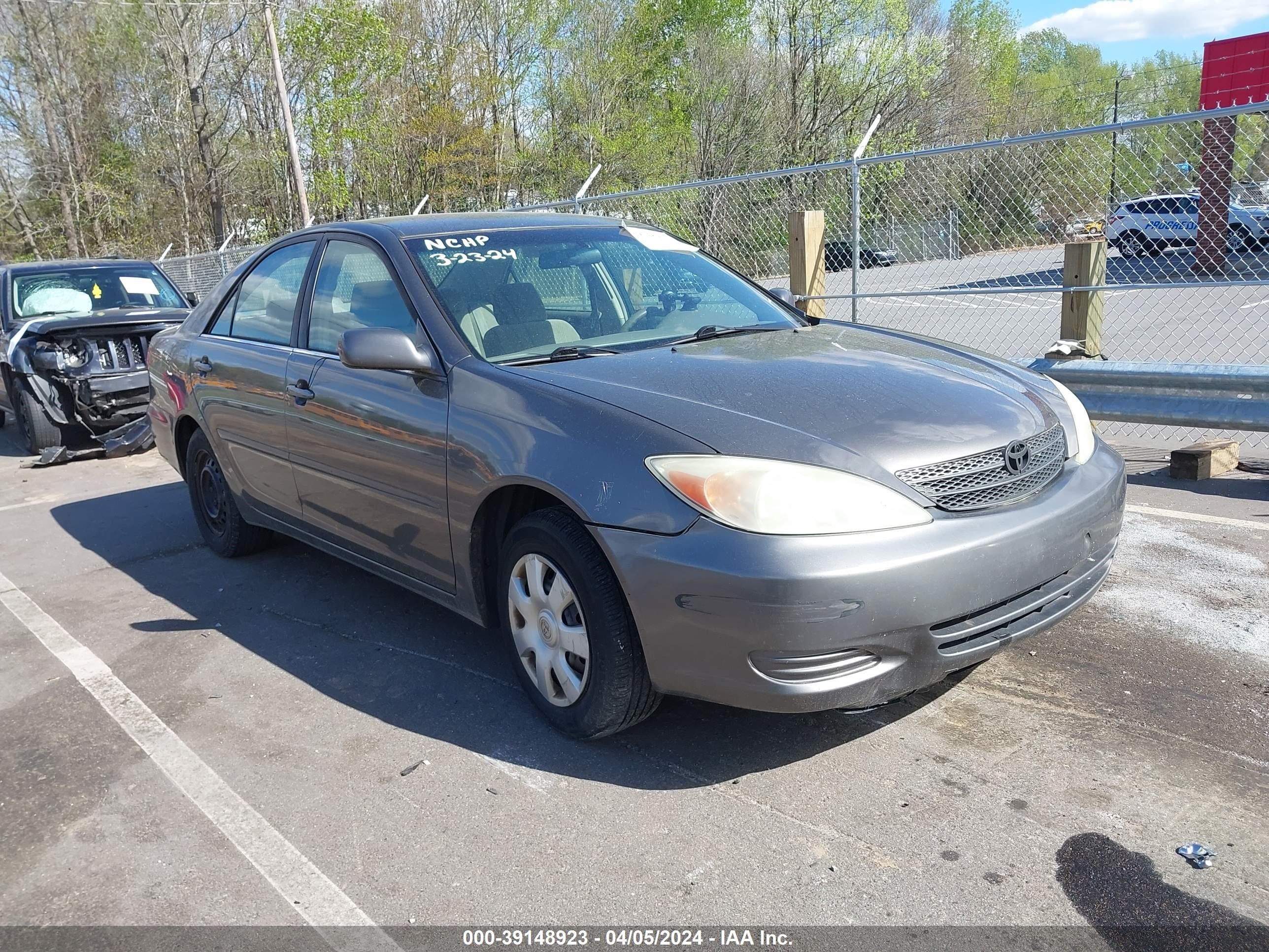 toyota camry 2004 4t1be32kx4u932386