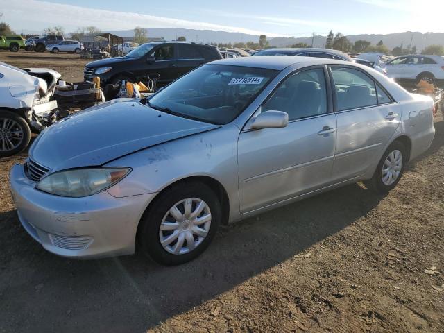 toyota camry le 2005 4t1be32kx5u097276