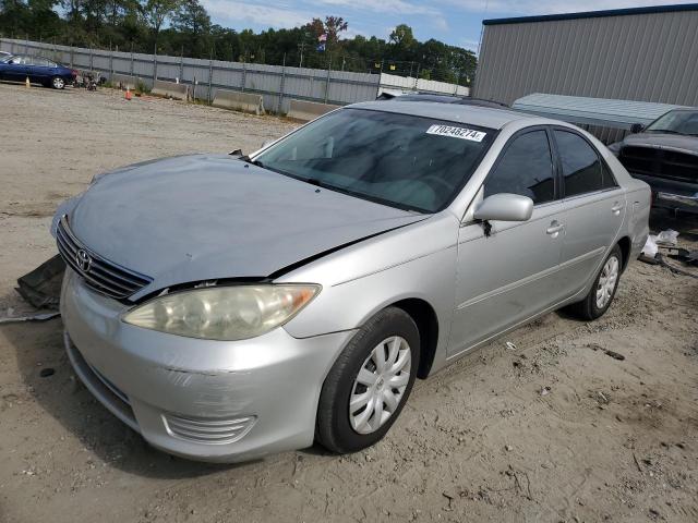 toyota camry le 2005 4t1be32kx5u407992