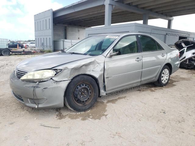 toyota camry le 2005 4t1be32kx5u502360