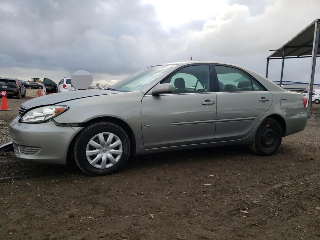 toyota camry 2005 4t1be32kx5u524696