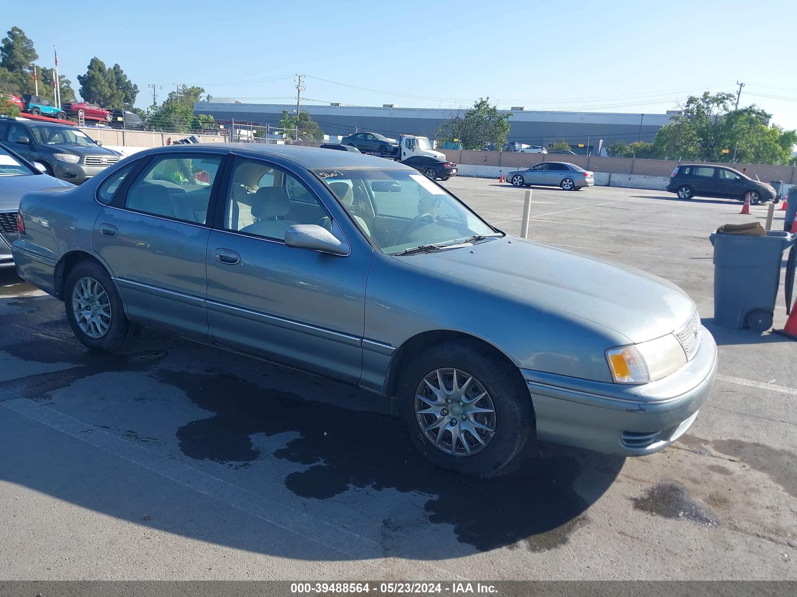 toyota avalon 1998 4t1bf18b3wu246914