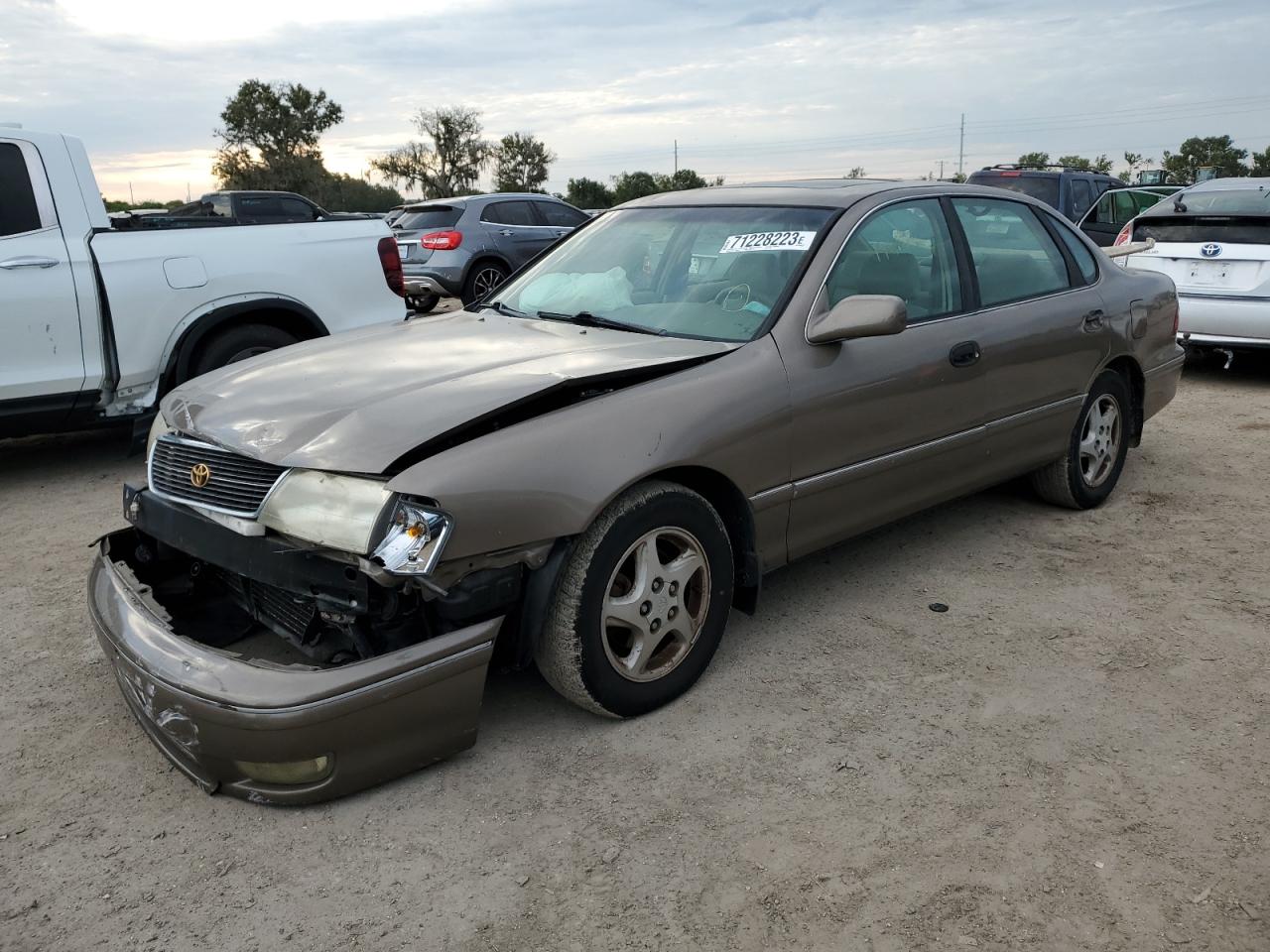 toyota avalon 1998 4t1bf18b6wu251265