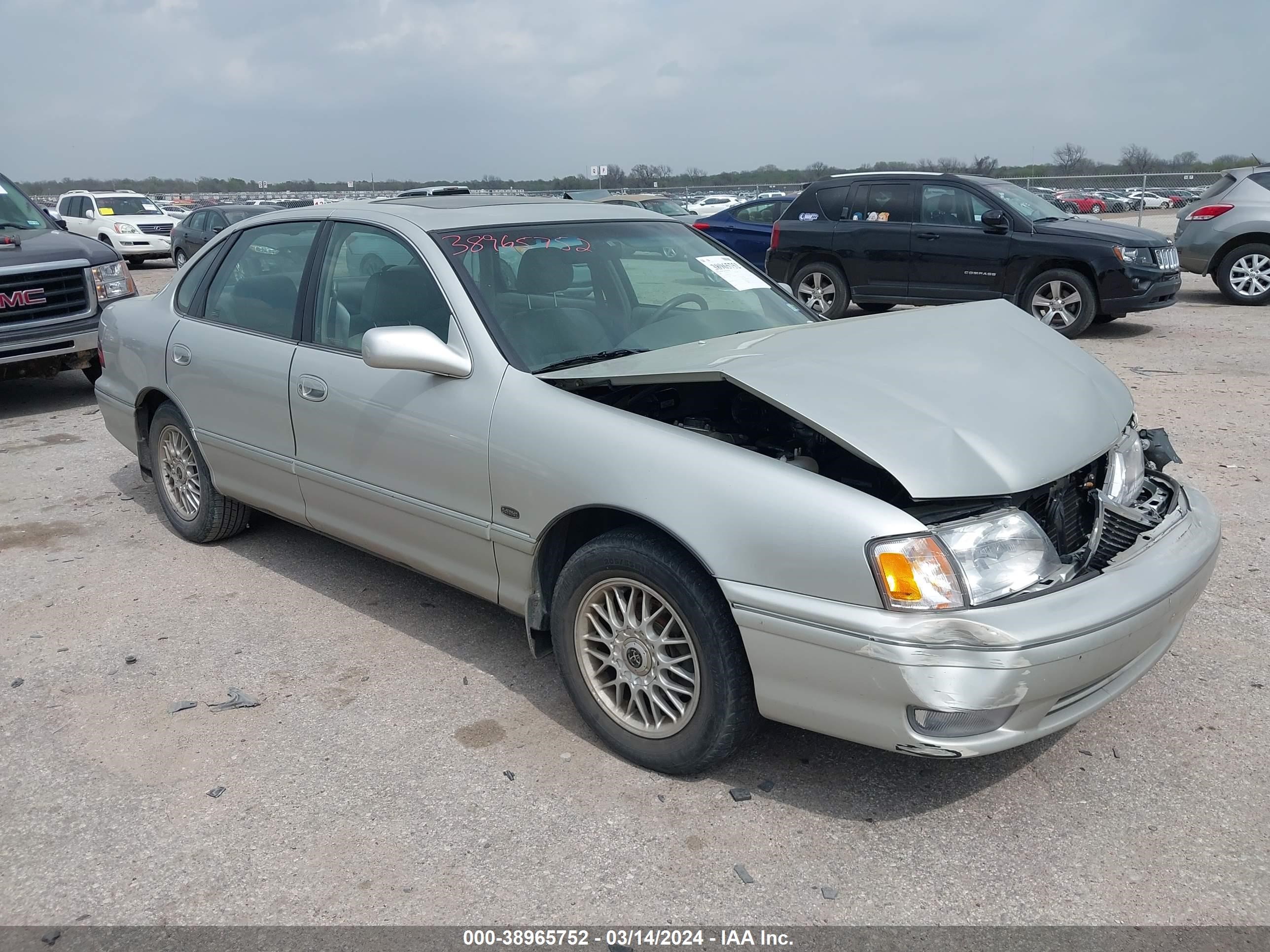 toyota avalon 1999 4t1bf18b8xu330552