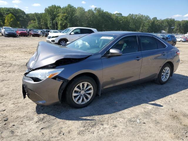 toyota camry le 2017 4t1bf1fk0hu659945