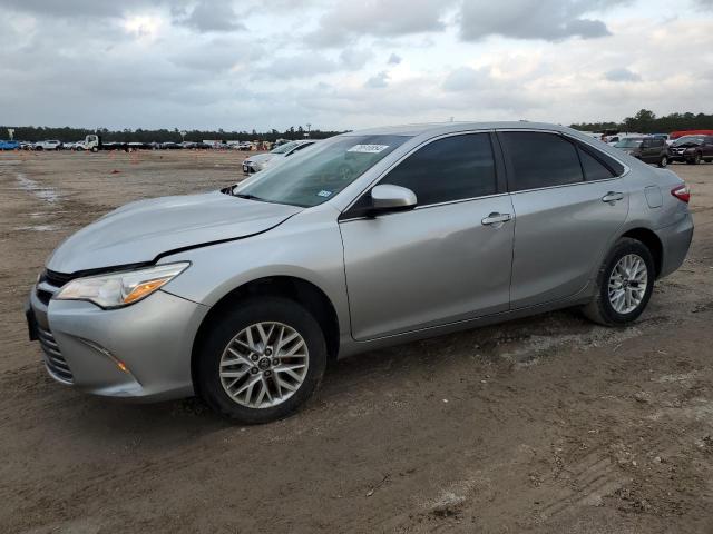 toyota camry le 2017 4t1bf1fk0hu686174